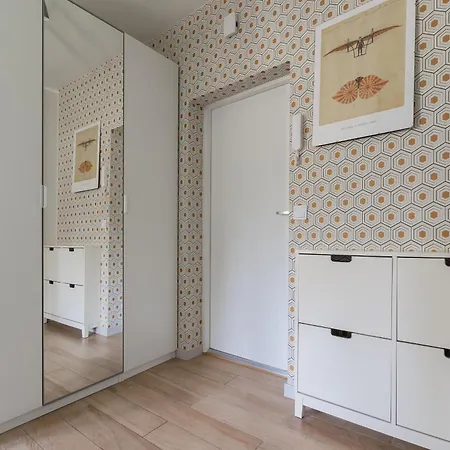 Glow - Smart Apartment *